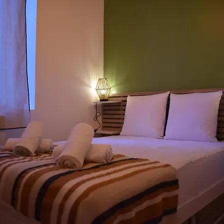 La Republique D'emmanuel * Carcassonne